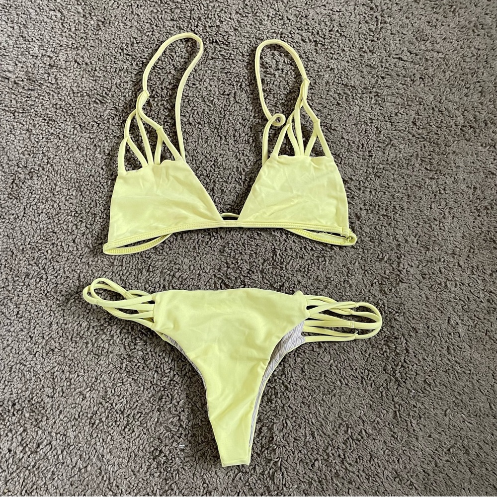 Acacia Bikini